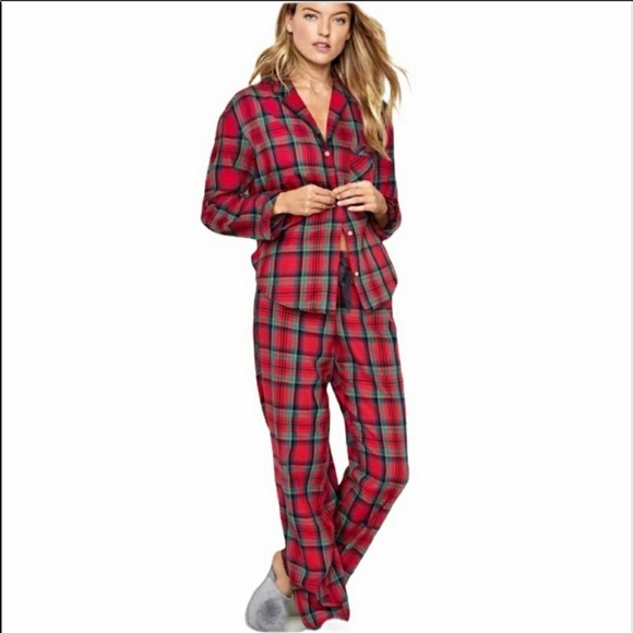 VICTORIA’S SECRET RED PLAID PAJAMAS SET SMALL - Picture 1 of 10
